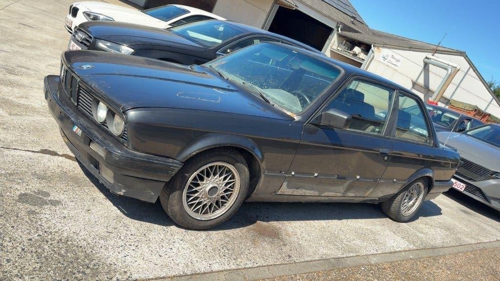 BMW e30  coupe, Euro 2, Argent ou Gris, Achat, Boîte manuelle