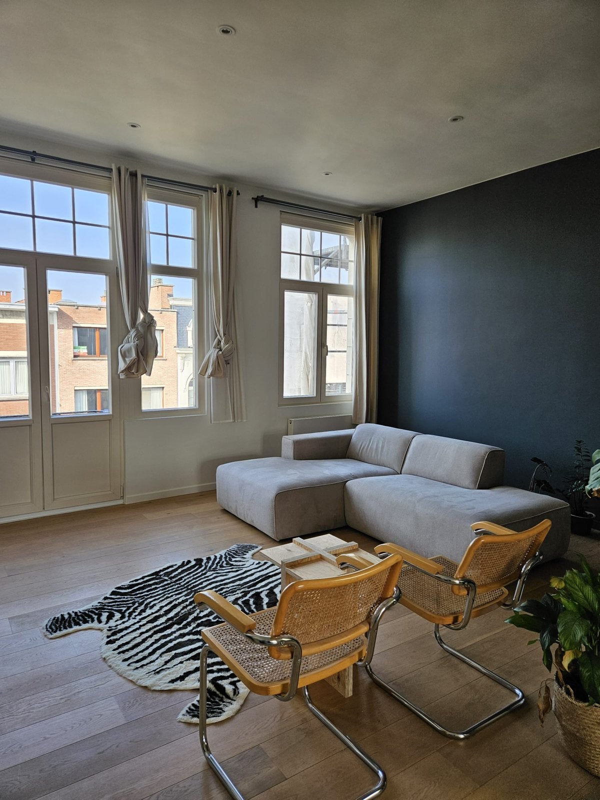 2j oude zetel, Trois personnes, Banc d'angle, 200 à 250 cm, 125 à 150 cm