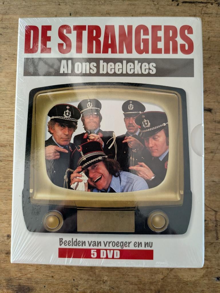 NIEUW dvd box Al ons beelekes / De Strangers, Cd's en Dvd's, Ophalen of Verzenden, Nieuw in verpakking, Boxset