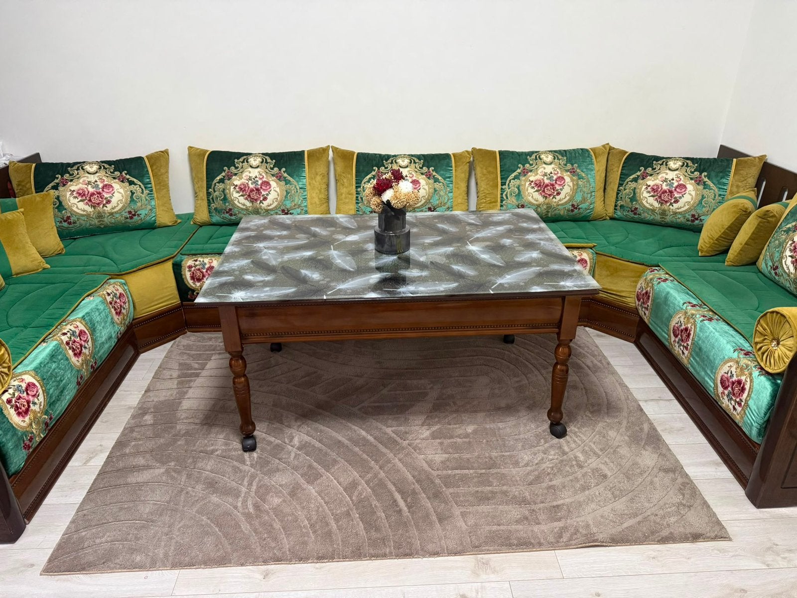 Sadari + table, Maison & Meubles, Canapés | Coins salons complets, Enlèvement, Comme neuf