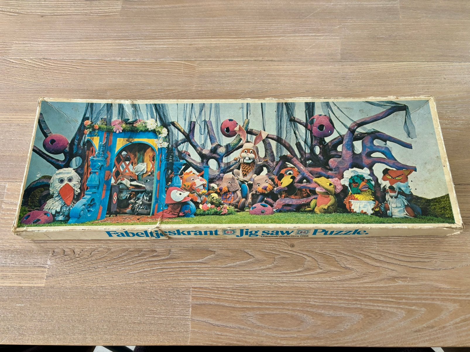 Vintage fabeltjeskrant puzzel 1968, Enlèvement ou Envoi, Utilisé