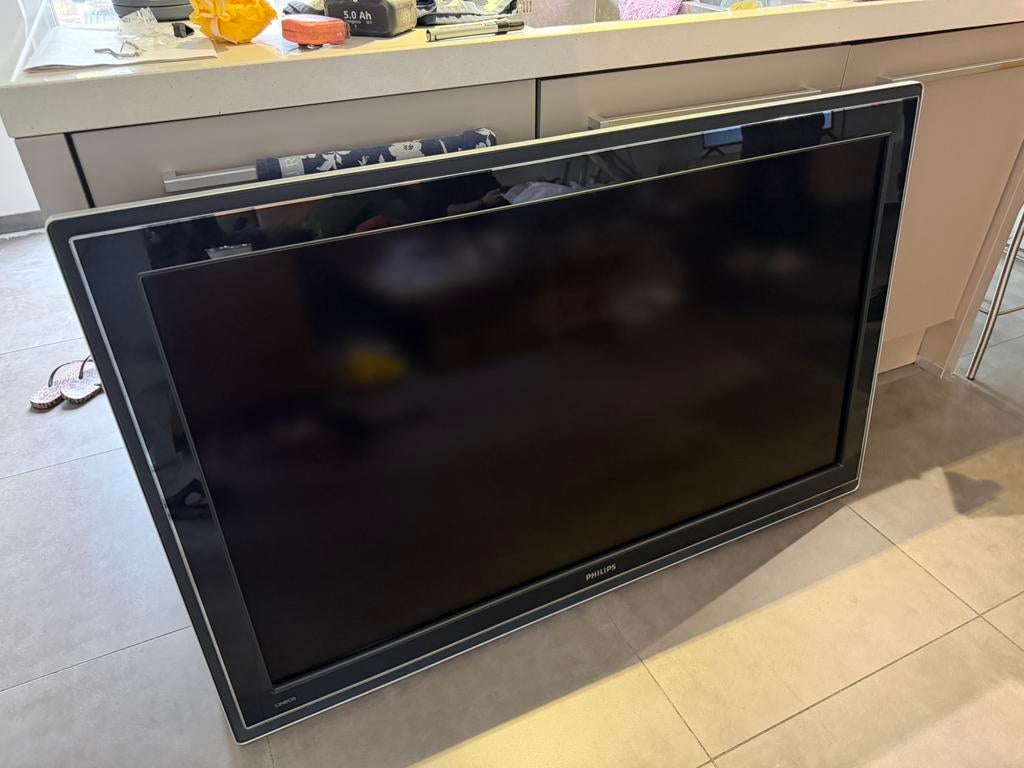 Philips flatscreen tv 42 inch met muurbeugel, Audio, Tv en Foto, Televisies, Ophalen, Zo goed als nieuw, LED, Philips