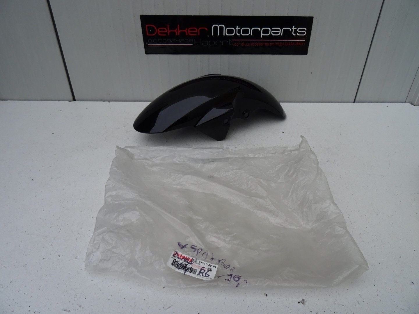 Voorspatbord / Spatbord Yamaha YZF R6 2003-2004 RJ05 Zwart, Neuf, -, -, -