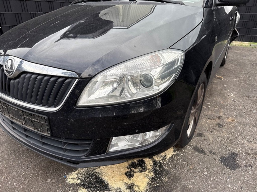 PHARE / OPTIQUE AVANT GAUCHE Fabia II Combi (|5J1941017D|), Utilisé, Info@skoda-auto.de, Skoda, Max-Planck-Straße  3-5
64331  Weiterstadt, DE