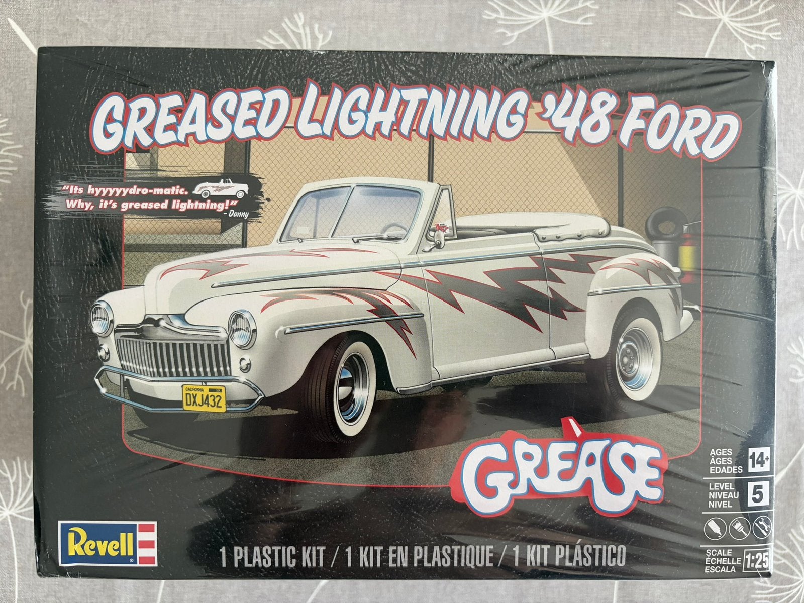 Revell USA Greased Lightning ‘48 Ford, Hobby en Vrije tijd, Modelbouw | Auto's en Voertuigen, Ophalen of Verzenden, Zo goed als nieuw