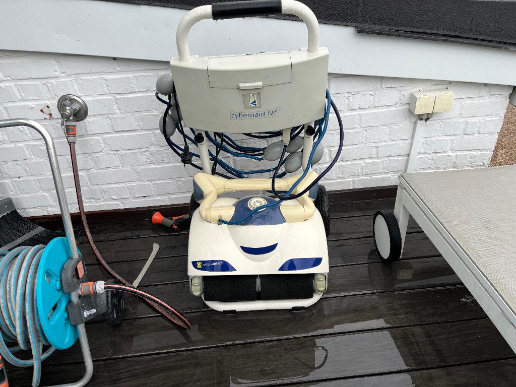 Robot Piscine Zodiac Cybernaut NT, Enlèvement, Utilisé, Agent de nettoyage