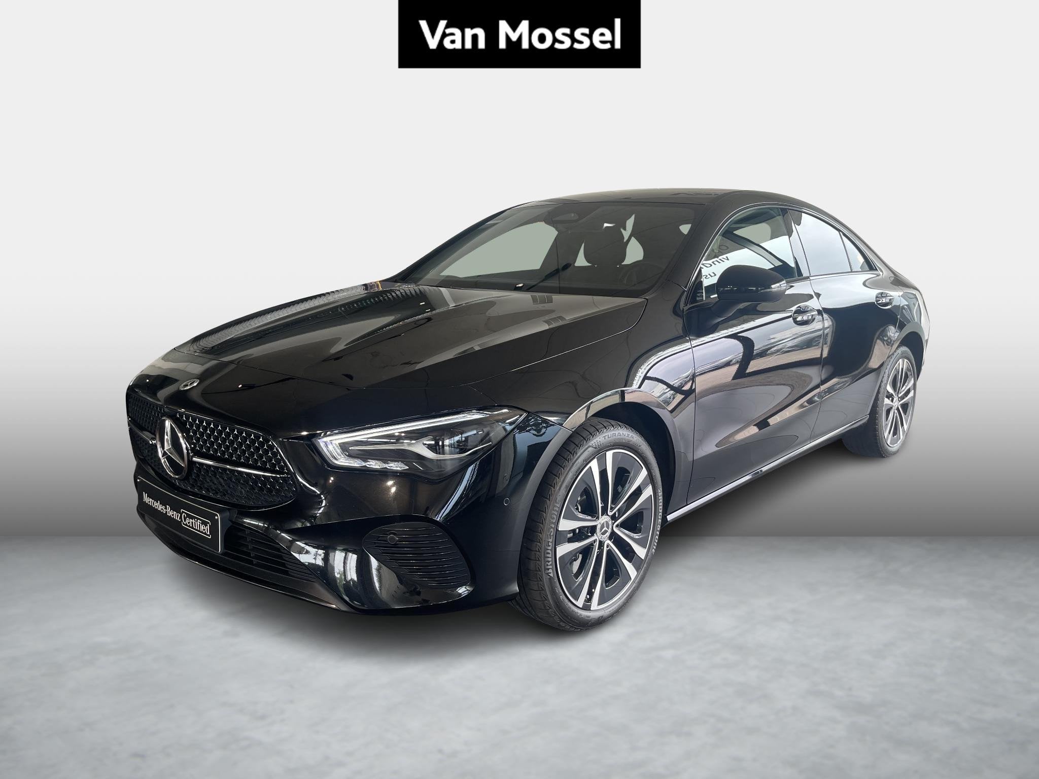 Mercedes-Benz CLA-klasse CLA 250 e Luxury Line, Auto's, Stof, Gebruikt, Zwart, 4 cilinders