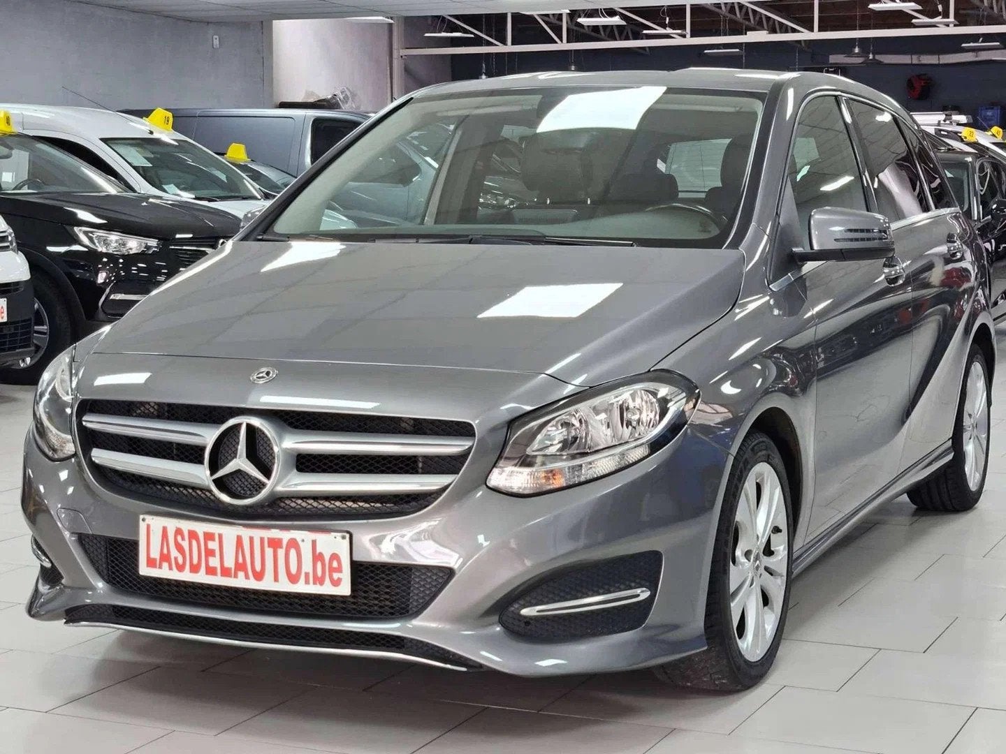 Mercedes-Benz B-CLASS 200 1.6 CAMERA Cruise Accoudoir Clim S, Gebruikt, 4 cilinders, Bedrijf, 5 deurs
