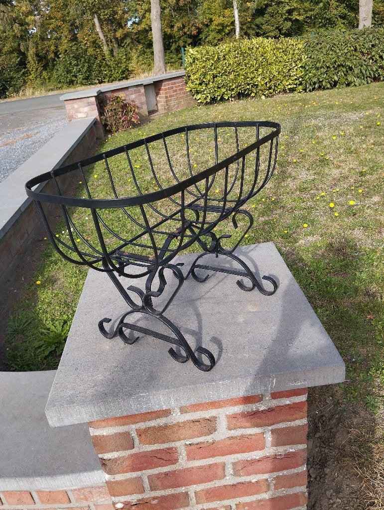 Support pour plantes fer forgé sur pied, Comme neuf, 30 à 60 cm, Enlèvement, 60 à 100 cm