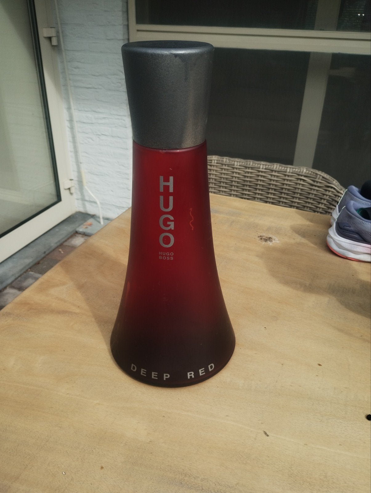 grote speciale fles van bos, Enlèvement