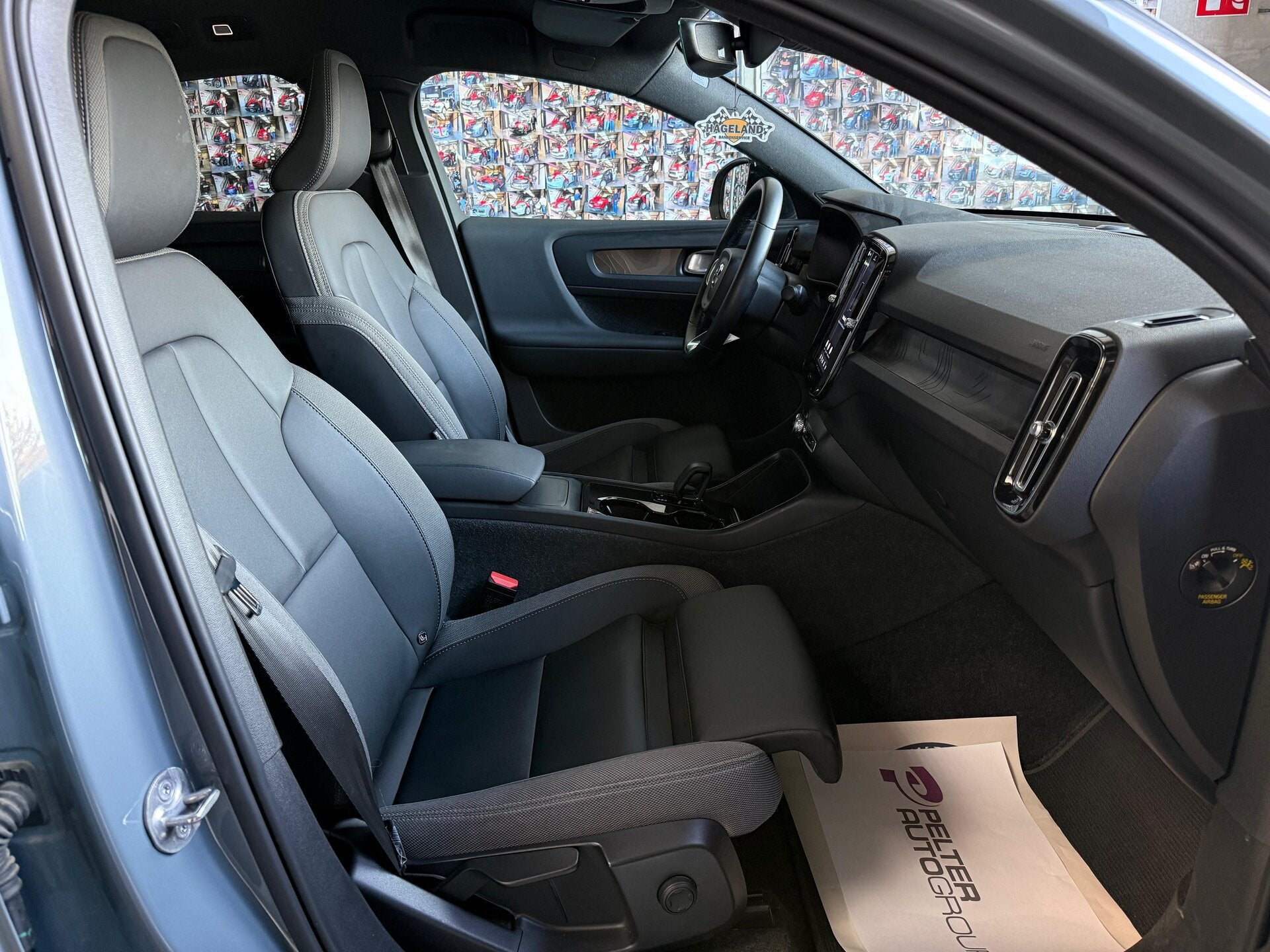 Volvo C40 Recharge Full Electric GPS Camera Pano CarPlay, Autos, 0 kg, https://public.car-pass.be/vhr/fff56471-23f8-42be-bfa8-2cafdccdea72