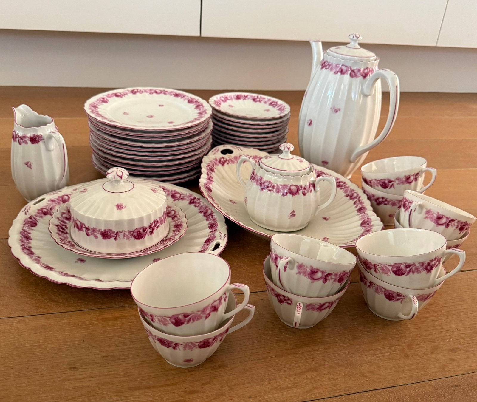 Ancien service à café en porcelaine, Enlèvement