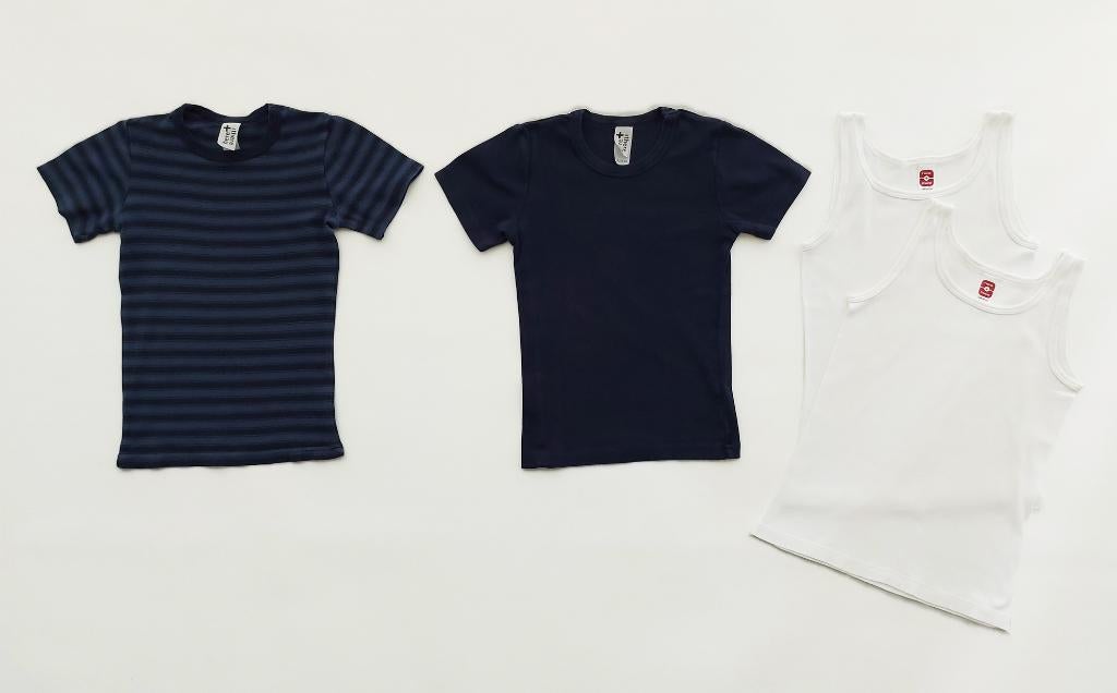 C&A 4 onderhemdjes 7-8 jaar / 122-128 NIEUWstaat !, Kinderen en Baby's, Kinderkleding | Maat 122, Nacht- of Onderkleding, C&A
