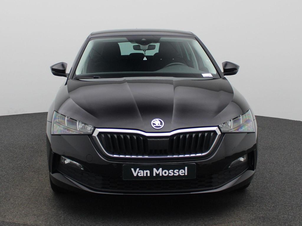 Skoda Scala 1.0 TSI 70kW Ambition NAVI | PARKEERHULP | Zetel, Auto's, Skoda, Voorwielaandrijving, Gebruikt, 95 pk, Zwart