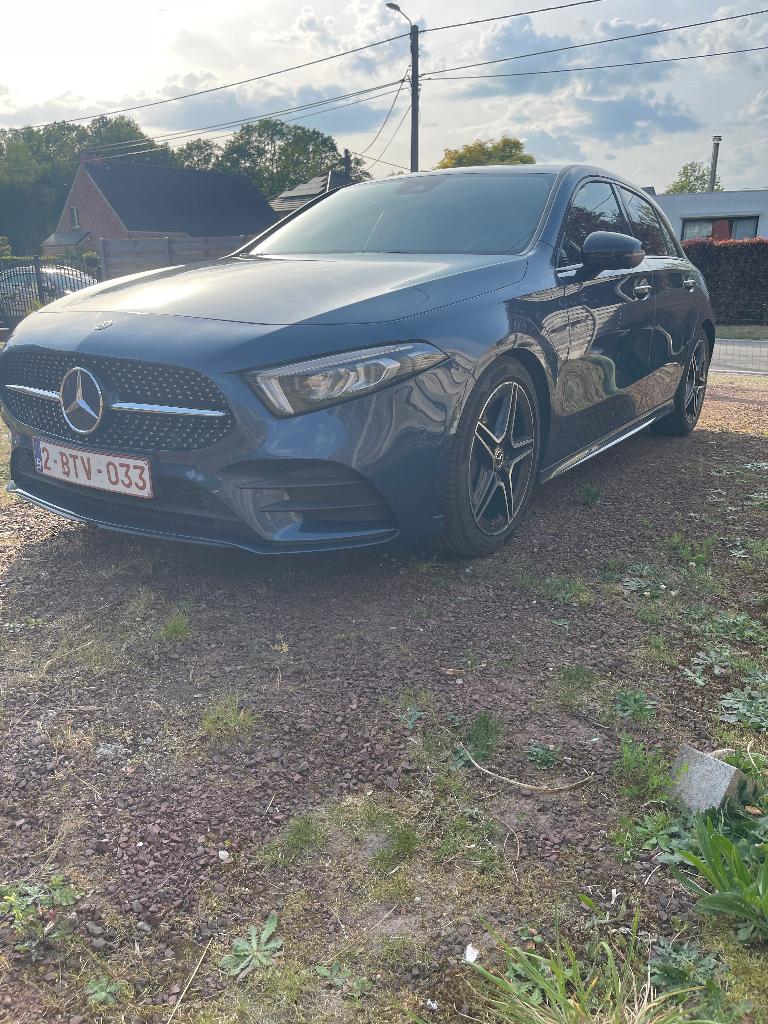 mercedes A250, Autos, Entretenue par le concessionnaire, Noir, 5 portes, Automatique
