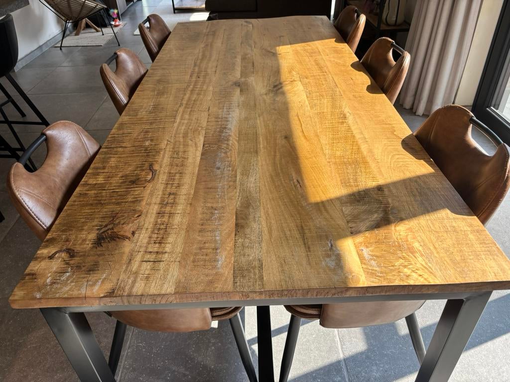Mangohout eettafel 220, Huis en Inrichting, Ophalen, Zo goed als nieuw