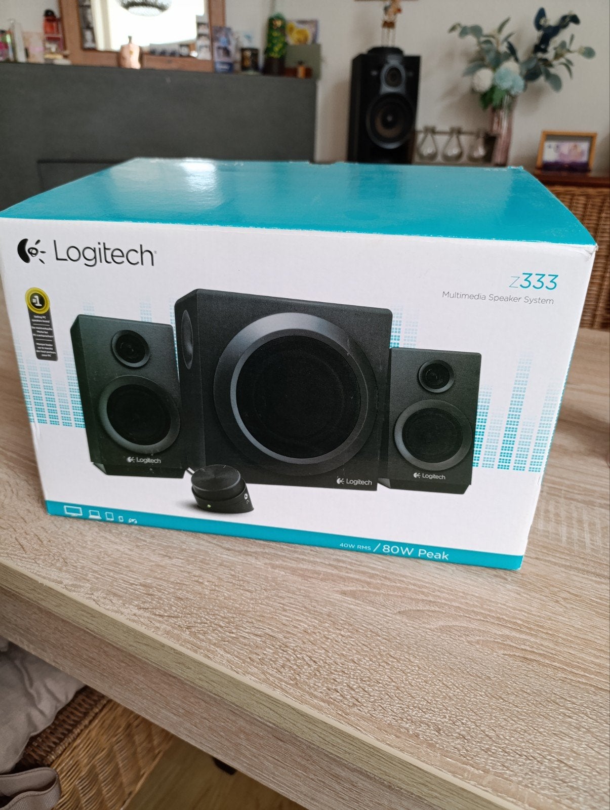 Enceinte Logitech, Enlèvement, Logitech
