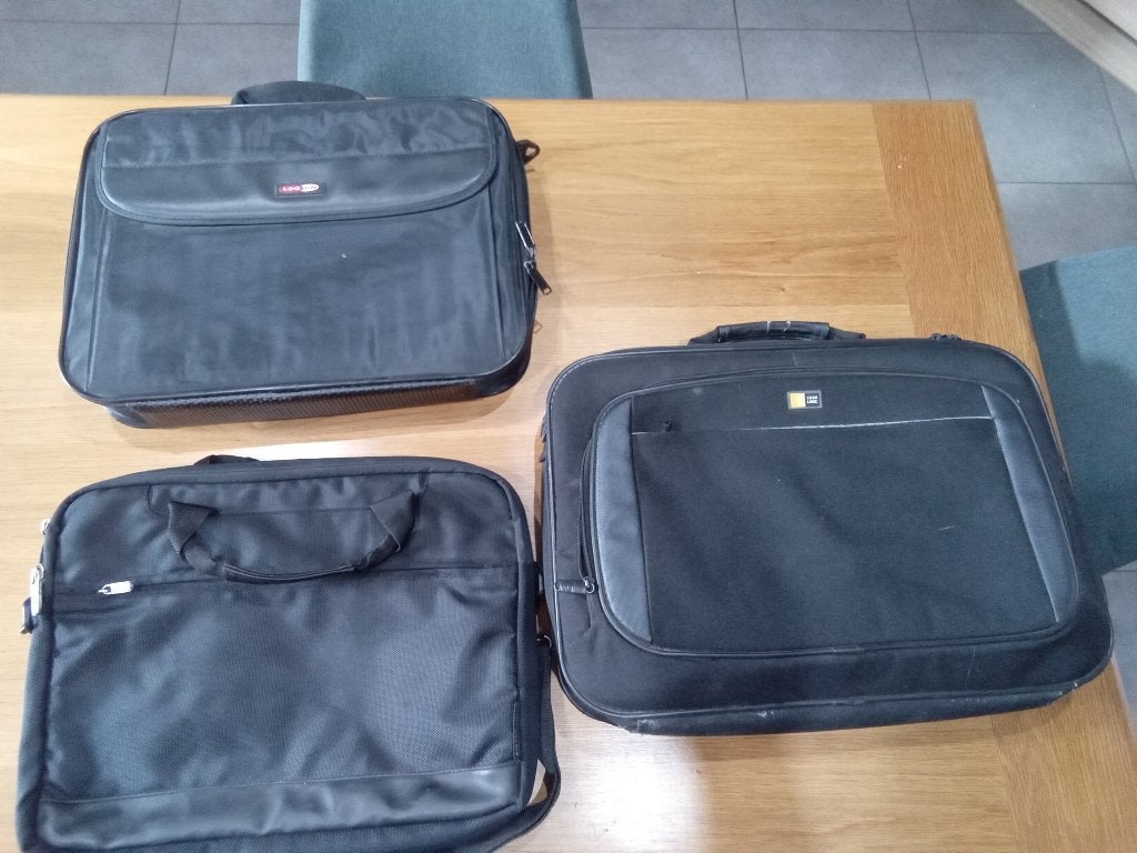 3 sacoches,  housses pour ordinateur portable, Informatique & Logiciels, Enlèvement, 17 pouces ou plus