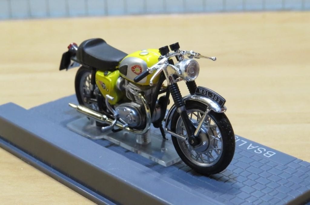 BSA lightning 650 1:24, Ophalen of Verzenden, Nieuw, Motor, Overige merken