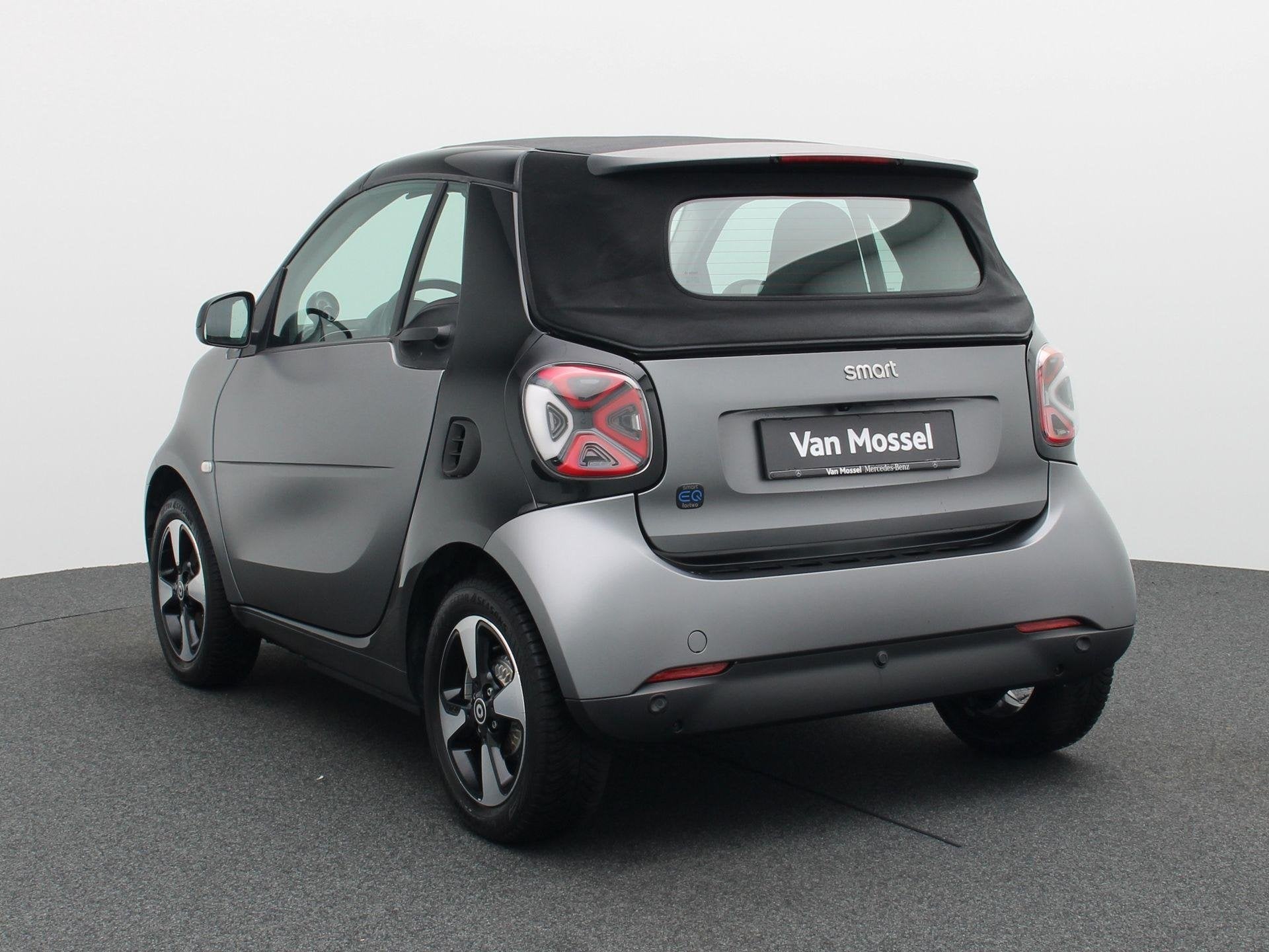 smart fortwo cabrio EQ Essential, Auto's, Smart, Automaat, Dealer onderhouden, Gebruikt, Euro 6
