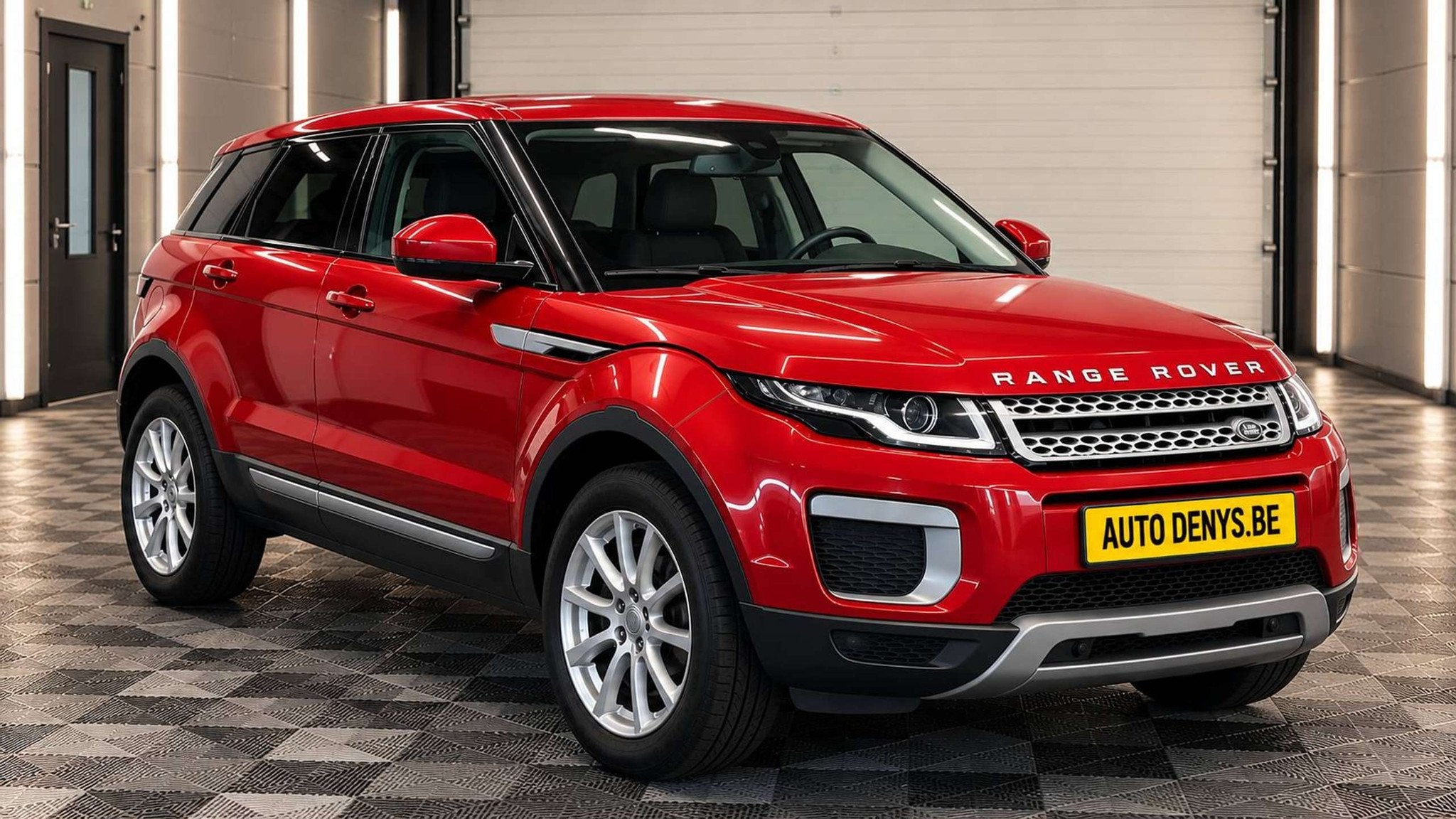 Land Rover Range Rover Evoque 2.0l TD4 bj. 12/2017 AUTOMATIQ, Rouge, Achat, 110 kW, Carnet d'entretien