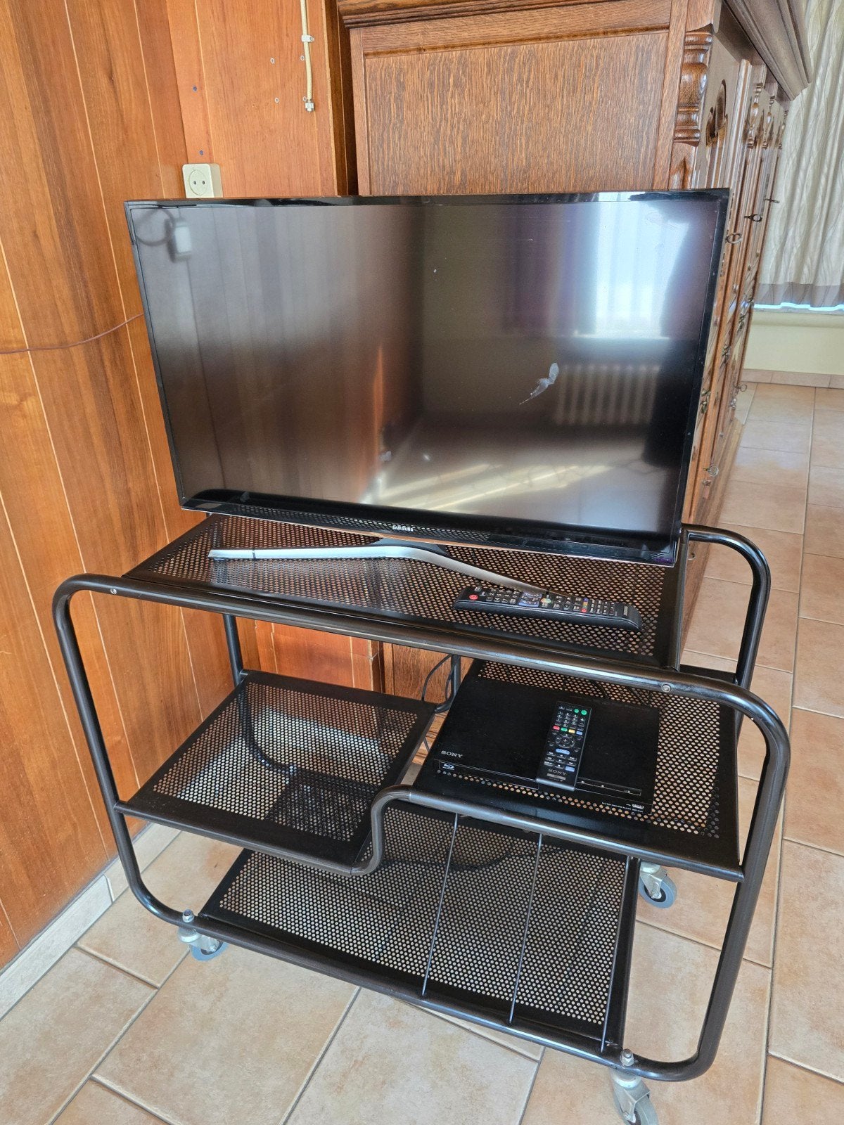 Téléviseur intelligent 32 pouces (Full HD) Samsung et meuble, Enlèvement, Comme neuf, Samsung, Smart TV
