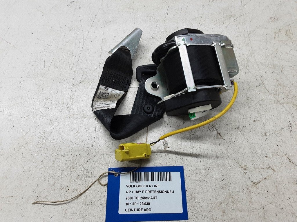CEINTURE DE SECURITE ARRIERE DROITE Golf VI (5K1), Autos : Pièces & Accessoires, Habitacle & Garnissage, Volkswagen, Utilisé