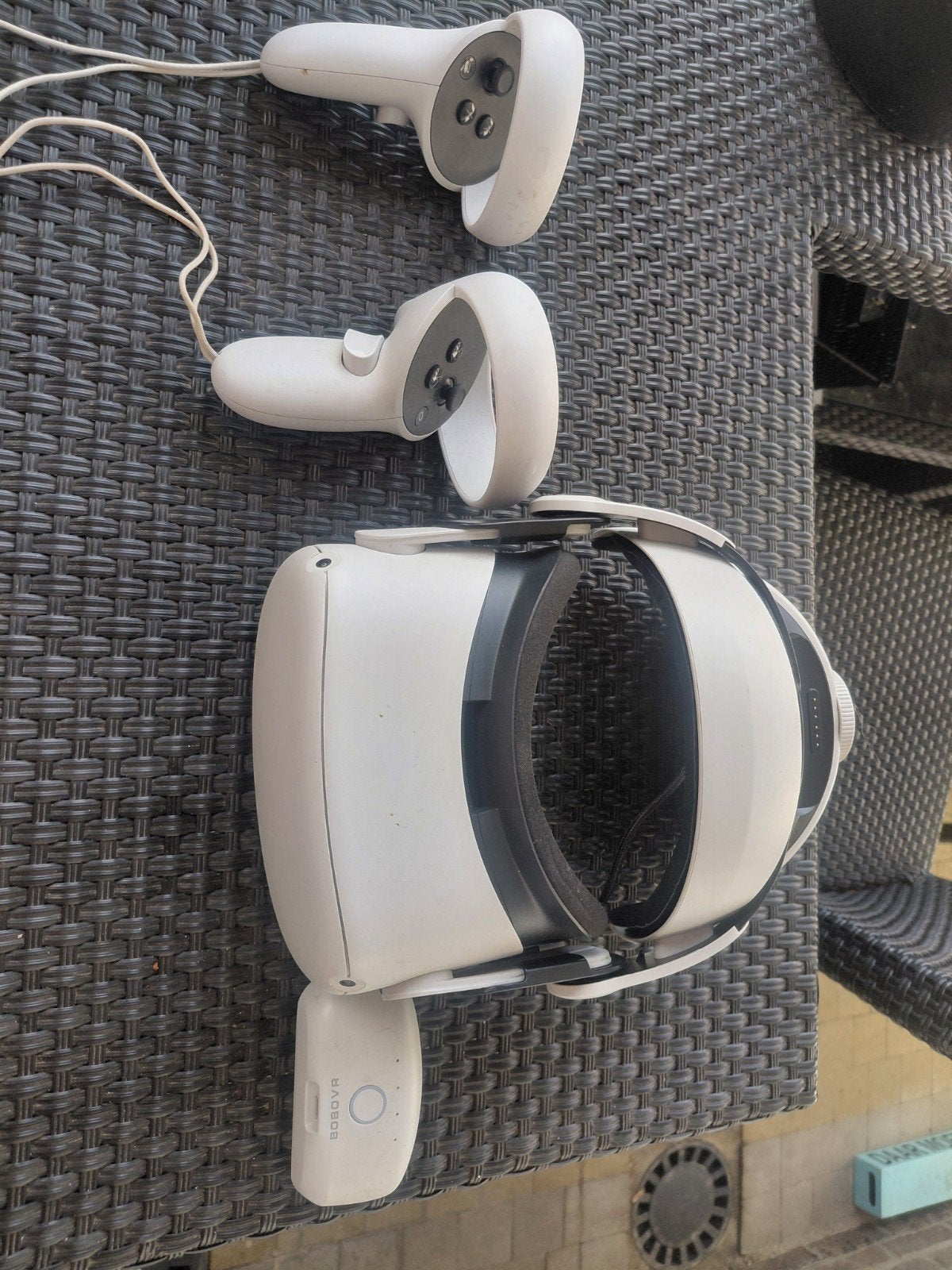Meta Quest 2 VR-bril – compleet met 2 controllers, Ophalen, VR-bril