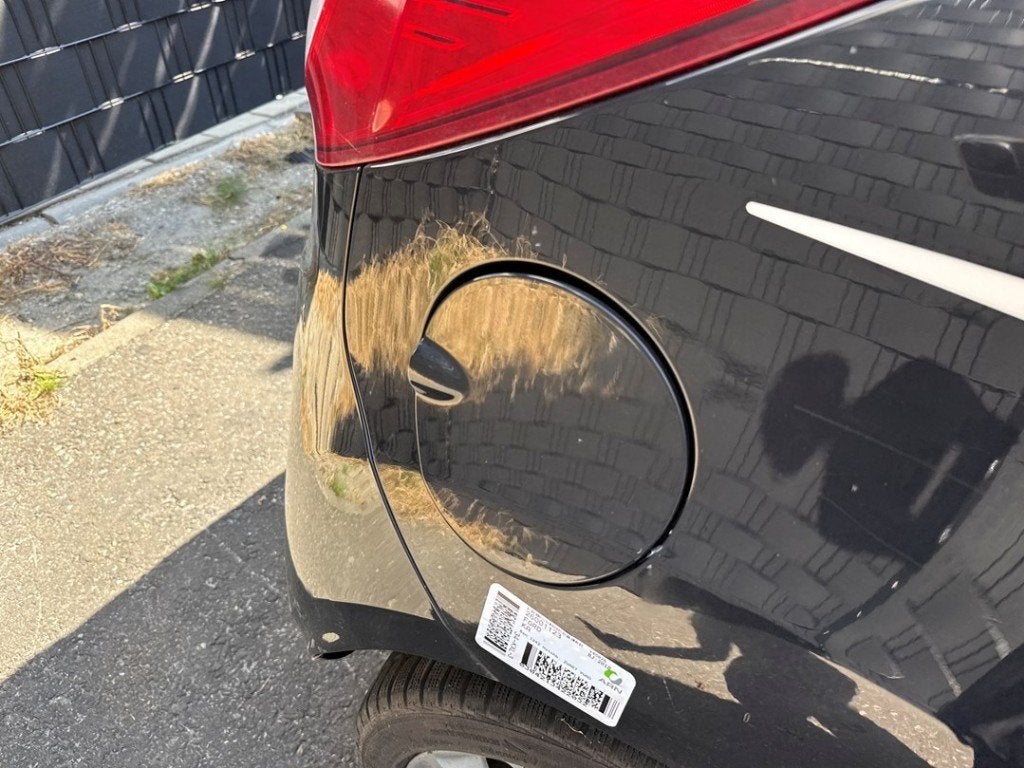 TRAPPE D'ESSENCE Ford Ka II (01-2008/05-2016), Henry-Ford-Straße  1
50735  Köln, DE, Ford-Werke GmbH, Kunden@ford.com, Ford