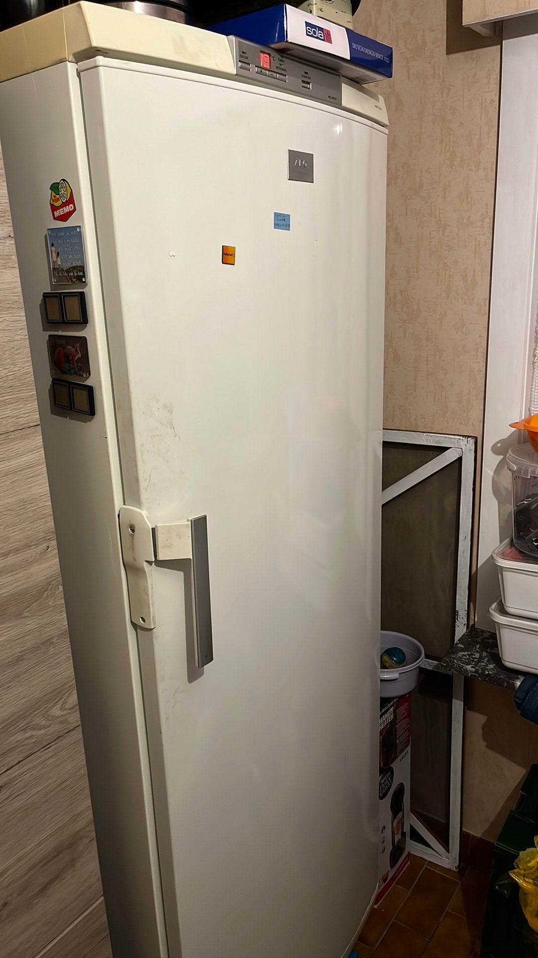 Diepvries aeg, Elektronische apparatuur, Vriezers en Diepvrieskisten, Ophalen, Zo goed als nieuw