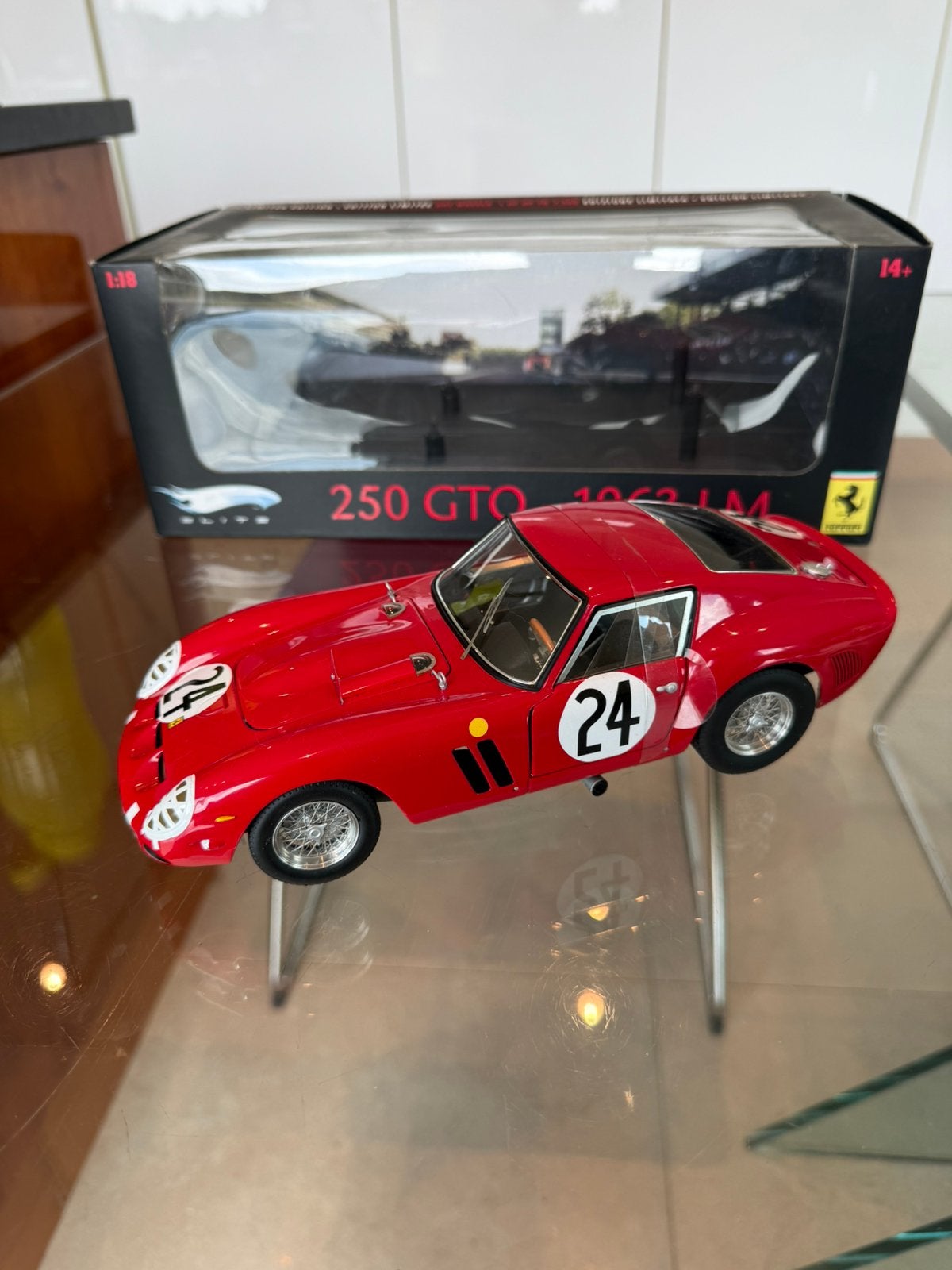 Ferrari 250 GTO 1963 1:18 hot wheels Elite, Ophalen of Verzenden, Zo goed als nieuw, Auto, Hot Wheels