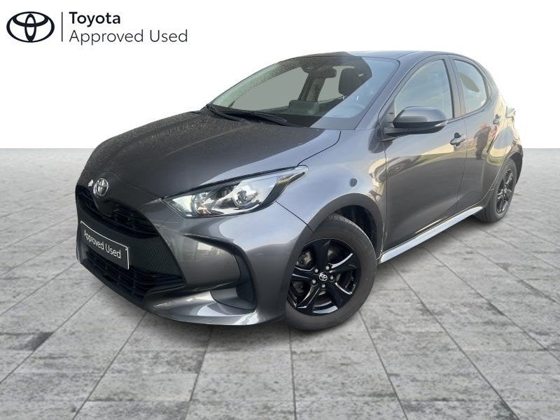 Toyota Yaris 1.5 Benzine MT Dynamic + Alu Velgen, Auto's, Toyota, 118 g/km, Overige kleuren, 1490 cc, Handgeschakeld