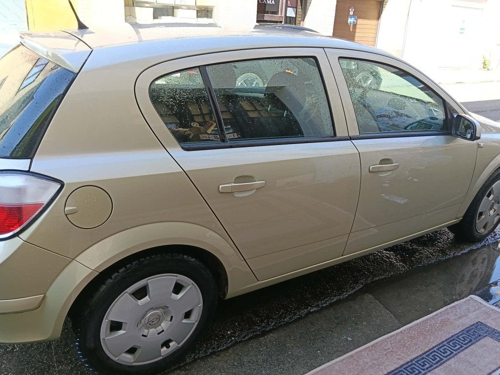 Opel Astra, Auto's, 4 deurs, Stof, 4 cilinders, Android Auto