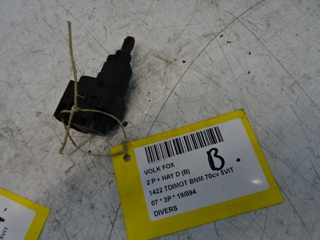 DIVERS DIVERS Volkswagen Fox (5Z) (6Q0945511), Volkswagen, Volkswagen AG, Utilisé, Kundenbetreuung@volkswagen.de