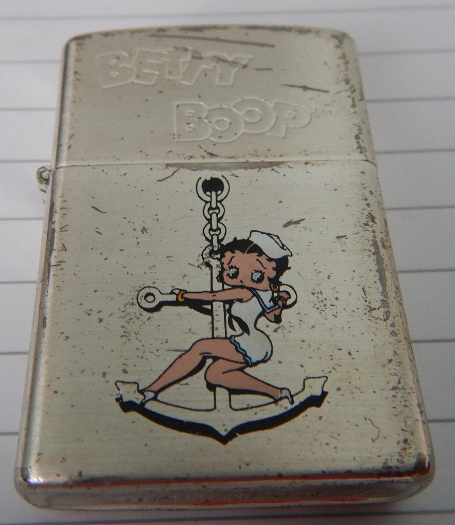 Briquet "BETTY BOOP" à essence., Collections, Enlèvement ou Envoi, Briquet