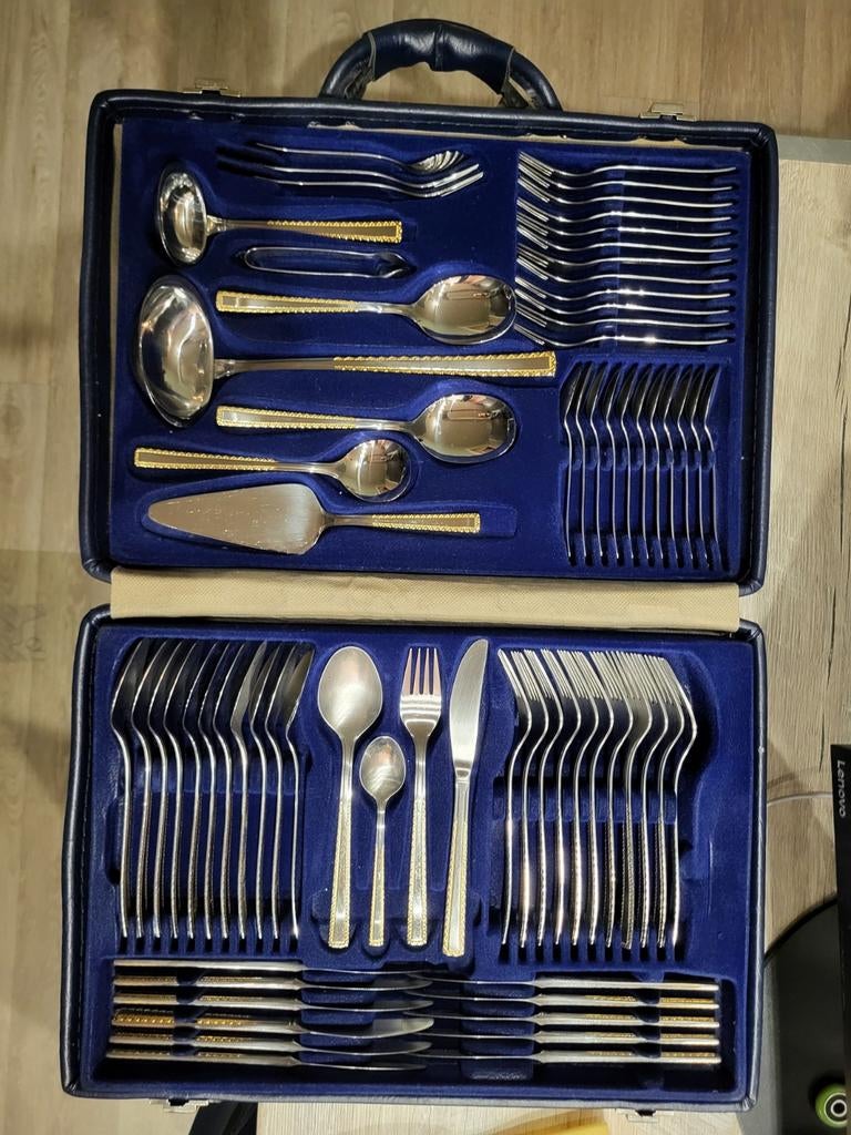 Bestek set RVS compleet met koffer en certificaat, Antiek en Kunst, Antiek | Bestek, Ophalen