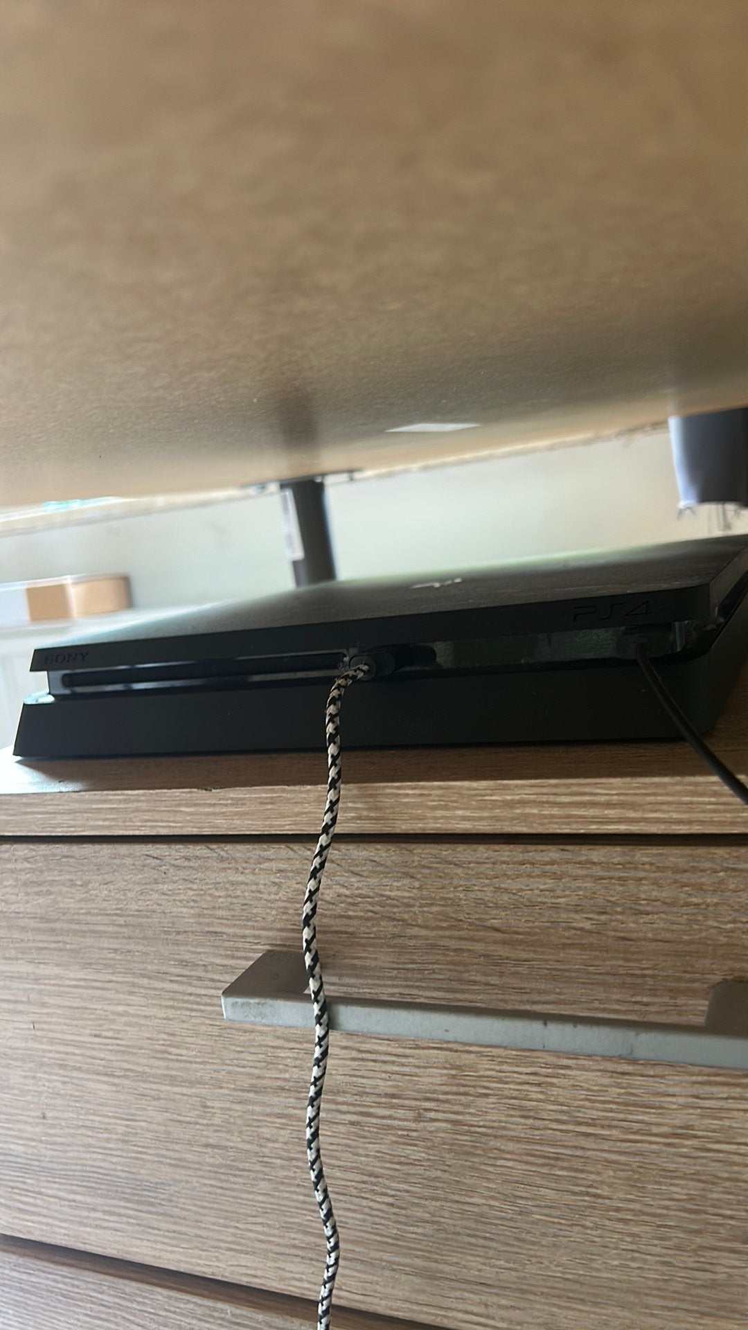 Playstacion 4 zonder controller bijna niet gebruikt, Ophalen, Zo goed als nieuw