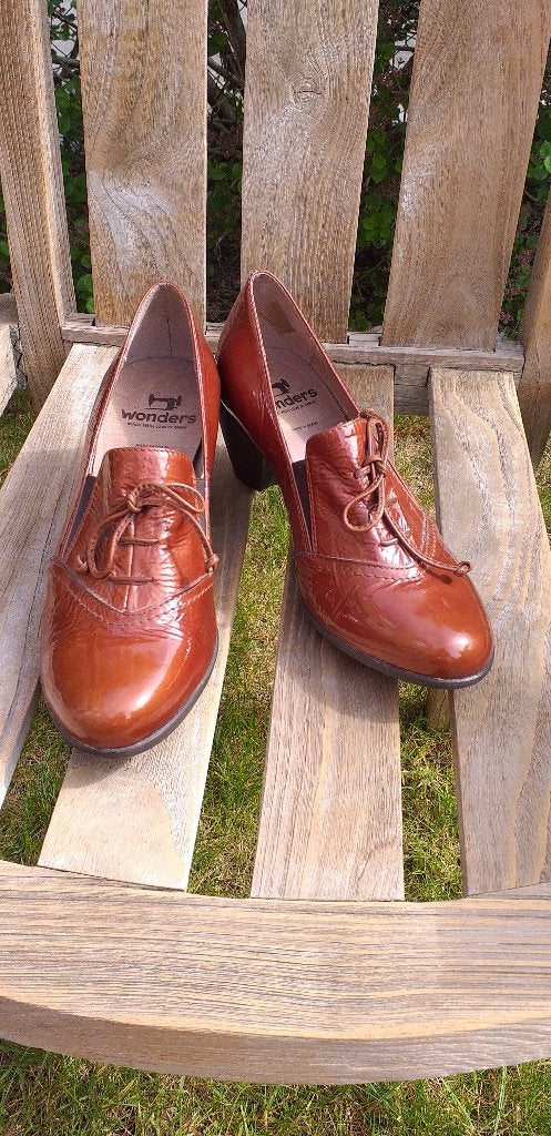 Dames schoenen Wonders laqué roestbruin, Ophalen, Bruin, Wonders, Zo goed als nieuw