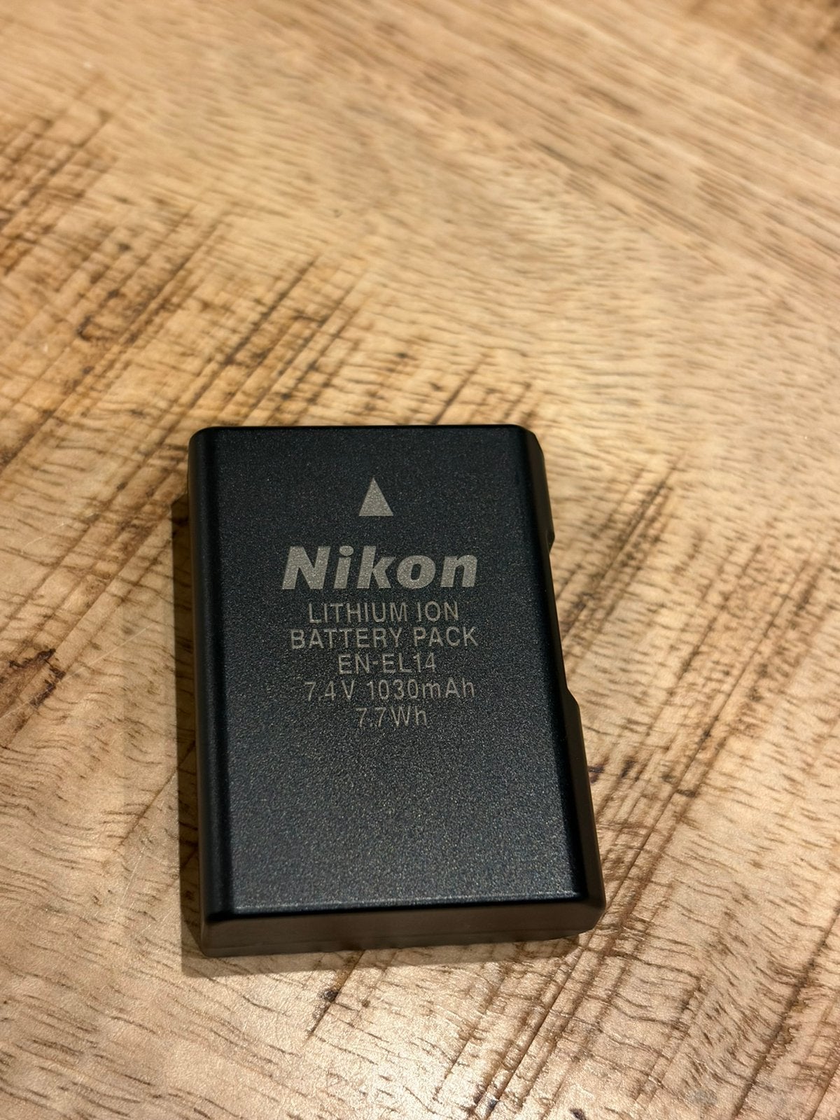 Batterie Nikon EN-EL14 d'origine — 1030 mAh, Utilisé, Nikon, Batterie
