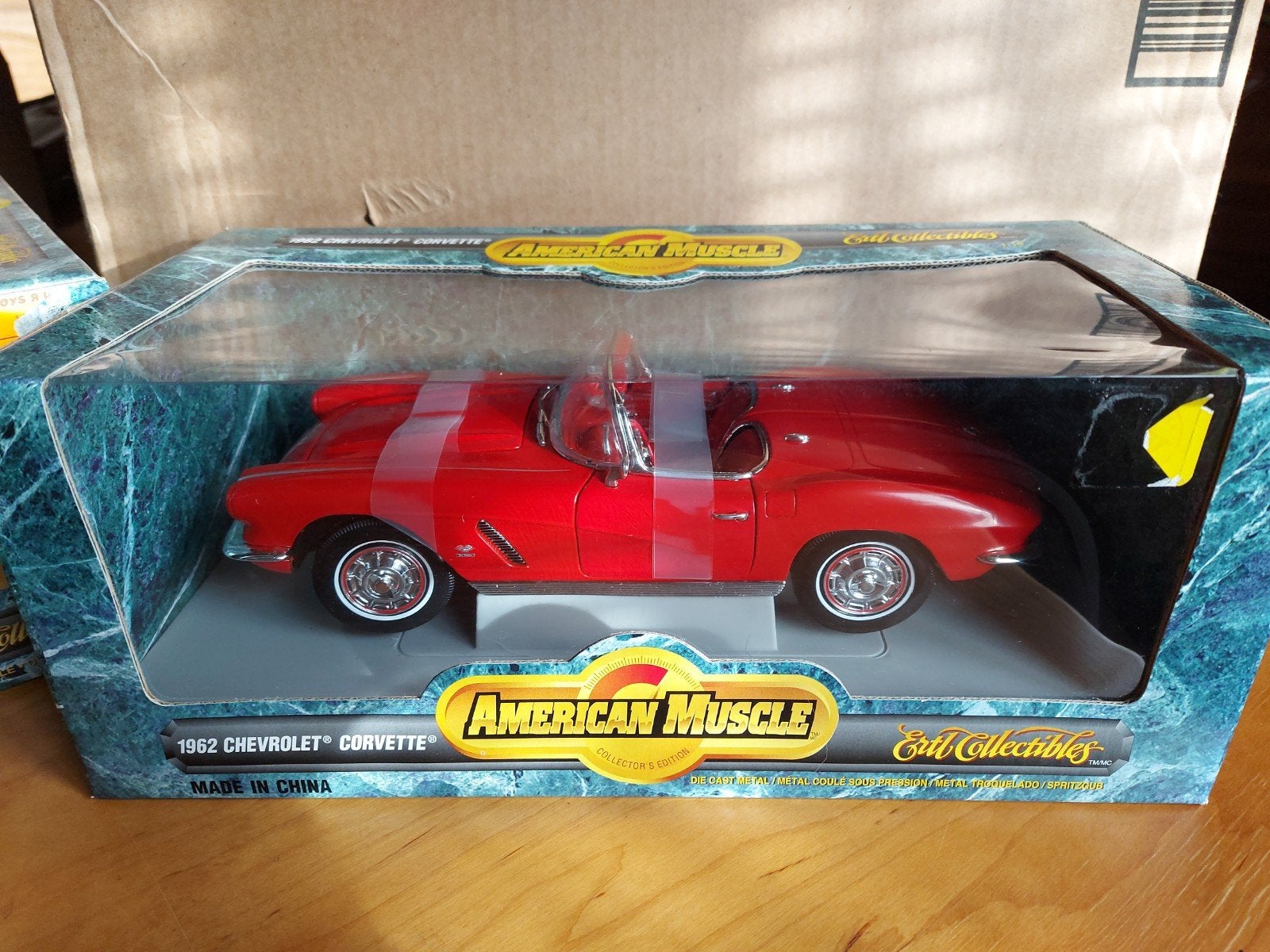 1962 Chevrolet Corvette ERTL, Hobby & Loisirs créatifs, Voitures miniatures | 1:18, ERTL