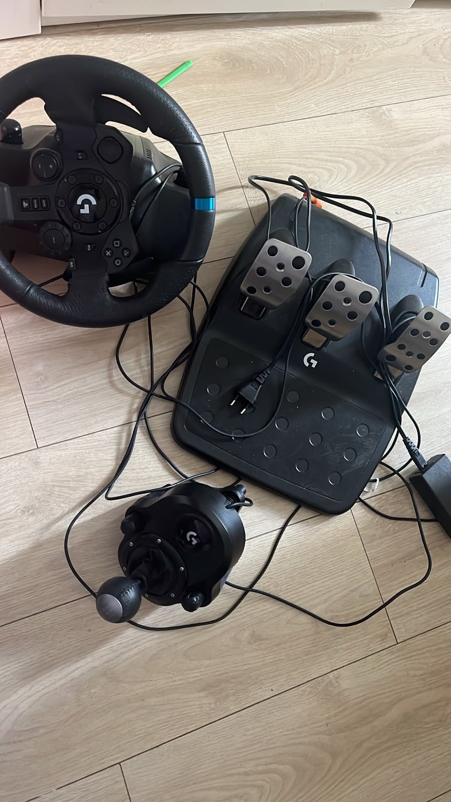 Logitech gaming stuurwiel set, Games en Spelcomputers, Spelcomputers | Sony Consoles | Accessoires, Ophalen, Zo goed als nieuw