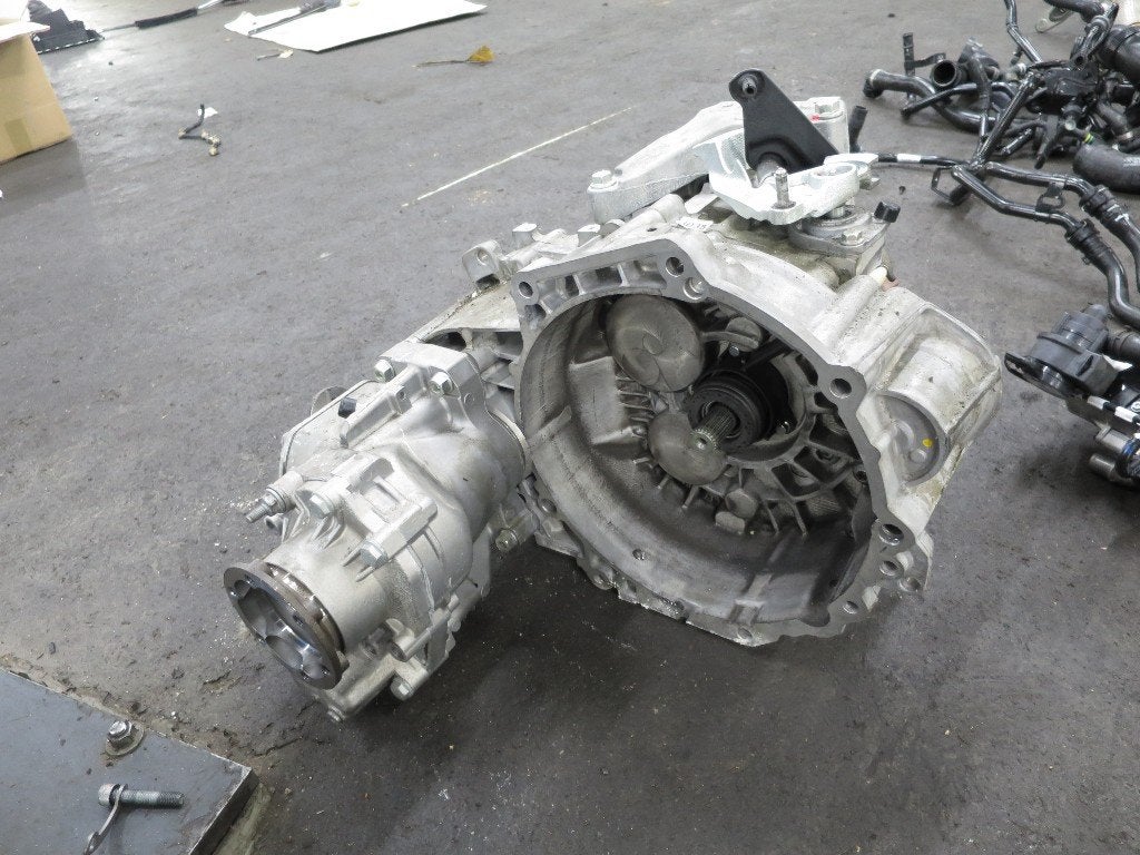 BOITE DE VITESSES Volkswagen Golf VII (AUA) (PFM), Utilisé, Volkswagen