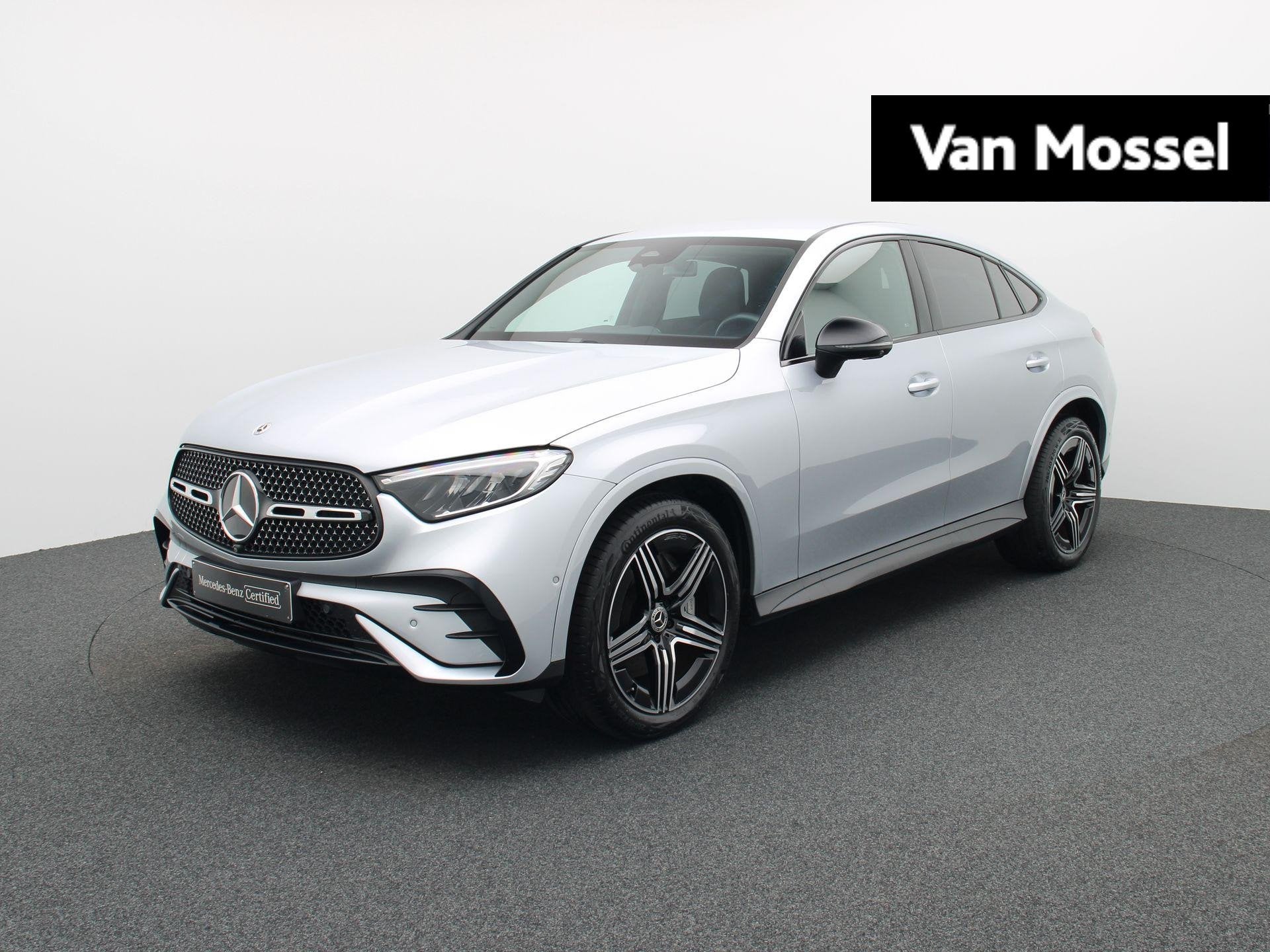 Mercedes-Benz GLC Coupé 200 4MATIC AMG Line + LEDER + SURRO, Auto's, Dealer onderhouden, Stof, Gebruikt, 4 cilinders