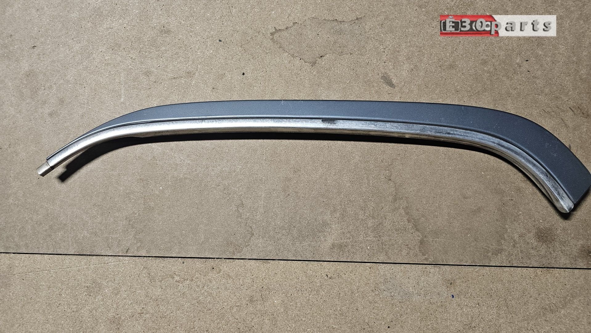 Sierlijst daklijst ventilatie lijst links achter BMW 3 serie, -, Origine de la pièce connue, Utilisé, -
