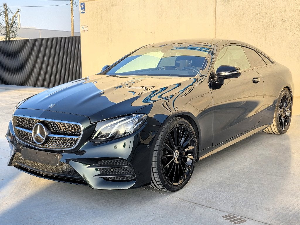 Mercedes E350 Coupé - AMG - Smaragd Green - 299 PK, Auto's, Automaat, 4 zetels, Achterwielaandrijving, Bedrijf