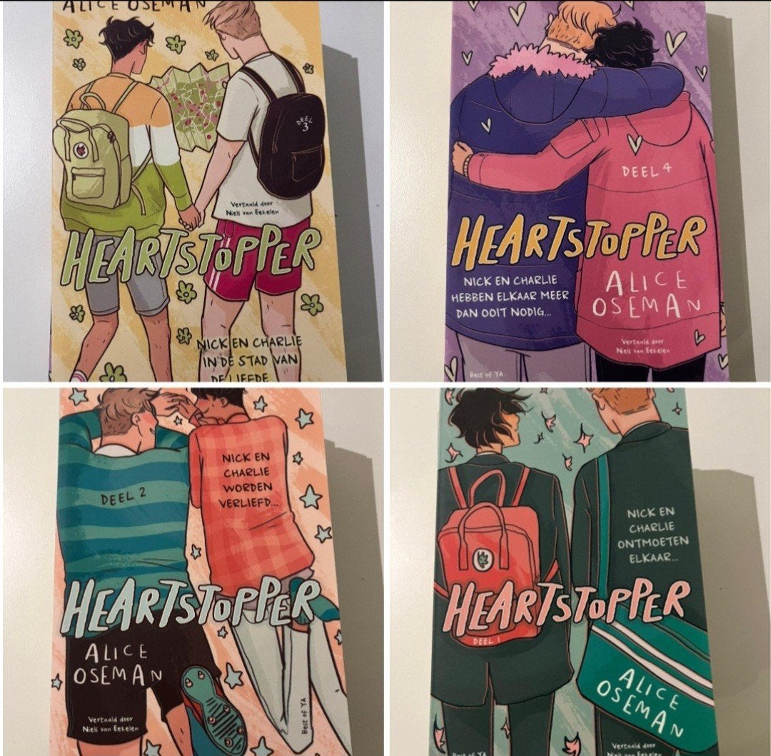 4 boeken heartstopper alles voor 40€, Ophalen, Zo goed als nieuw