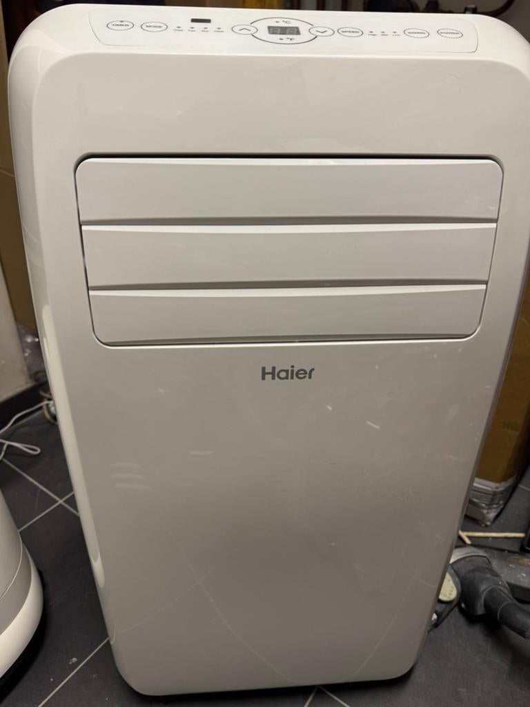 Mobiele airco Haier, Ophalen, Zo goed als nieuw, Mobiele airco