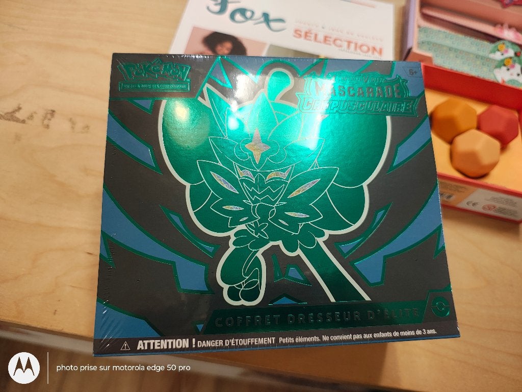 Coffret pokemon etb français neuf, Hobby & Loisirs créatifs, Jeux de cartes à collectionner | Pokémon, Enlèvement ou Envoi, Neuf