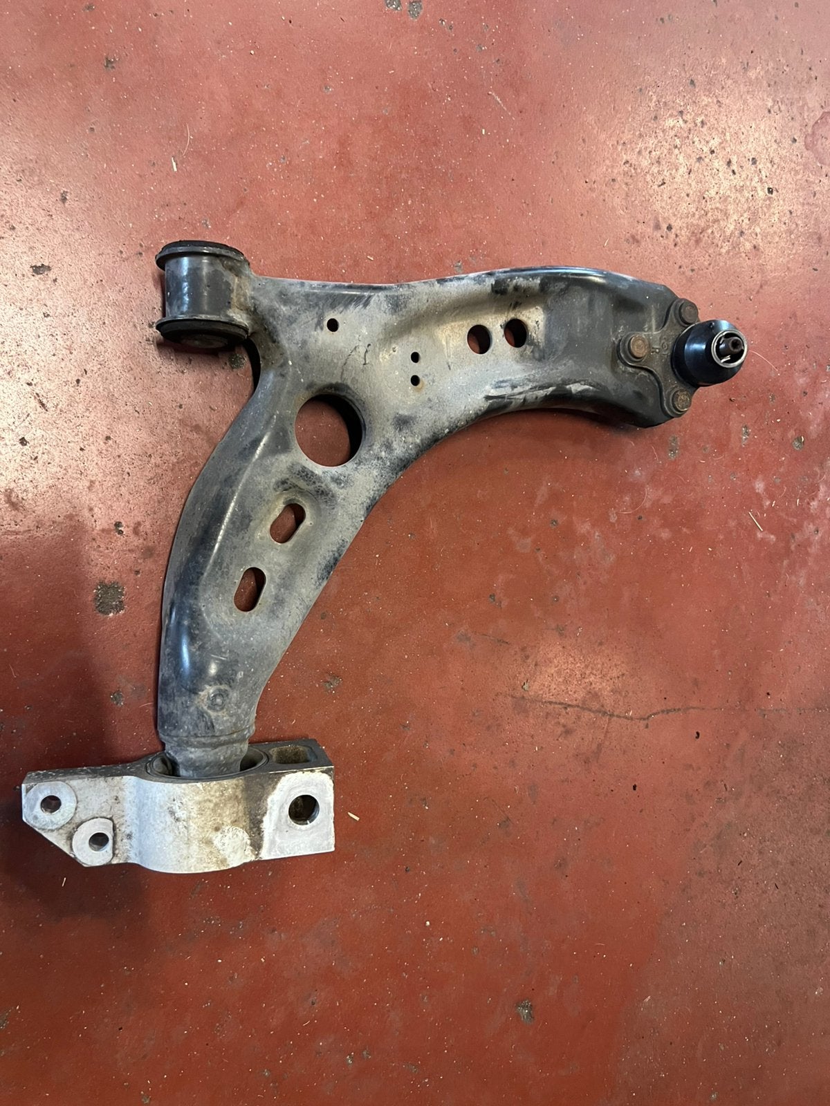 Wieldraagarm vooraan rechts VW Tiguan ( 5N0407152 ), Auto-onderdelen, Ophalen, Gebruikt, Volkswagen