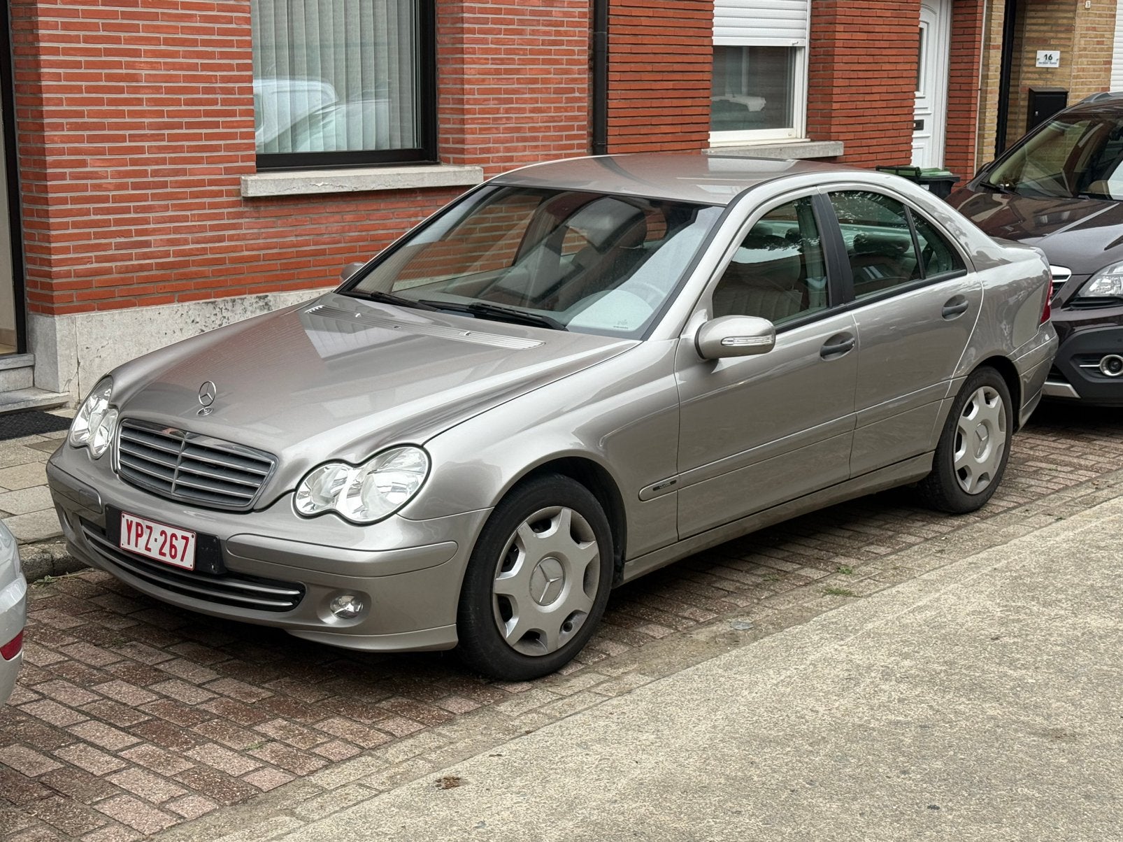 MERCEDES C200 /LEDER/137000KM/AUTOMAAT, Auto's, Mercedes-Benz, Automaat, Leder, Bedrijf, Te koop